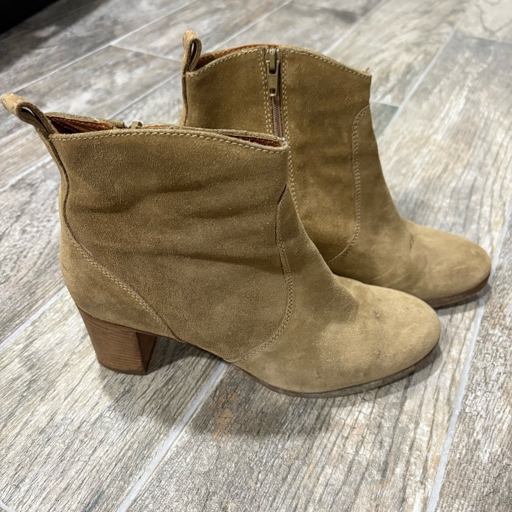 J. Crew Aggie Tan Nubuck Suede Leather Block Heel Ankle Boots Booties Sz 8.5‎